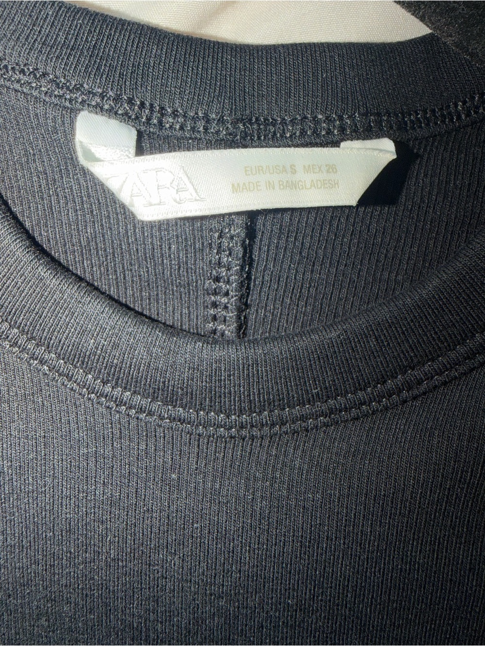 Zara Sleeveless Ribbed Tank Top - Picture 3 of 4